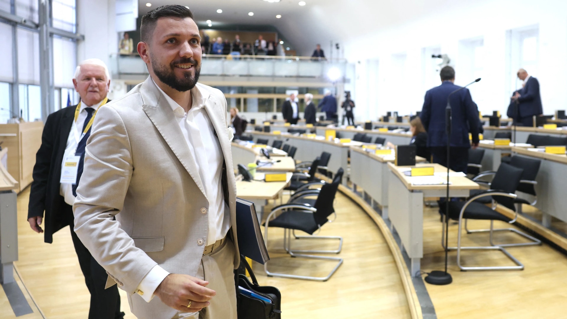 Első ízben választottak AfD-s képviselőt német tartományi parlament elnökévé