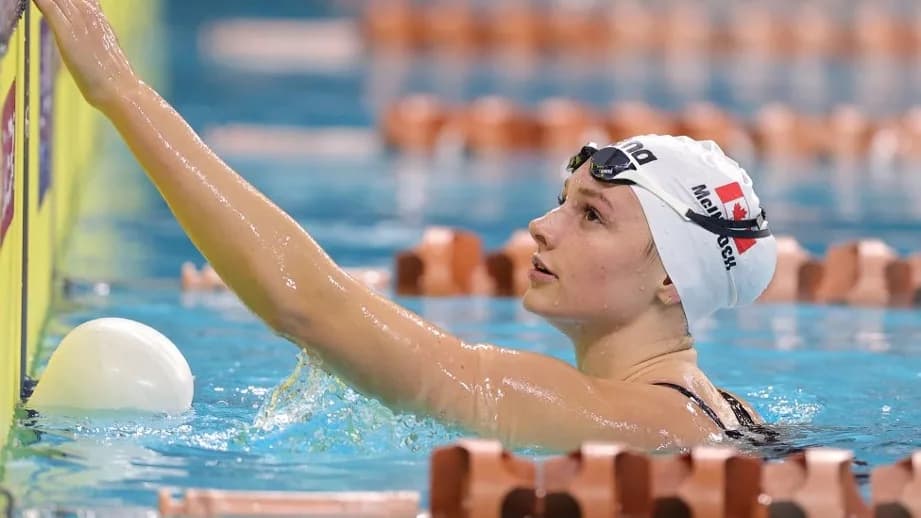 Summer McIntosh átadta a múltnak a legrégebbi úszó világrekordot