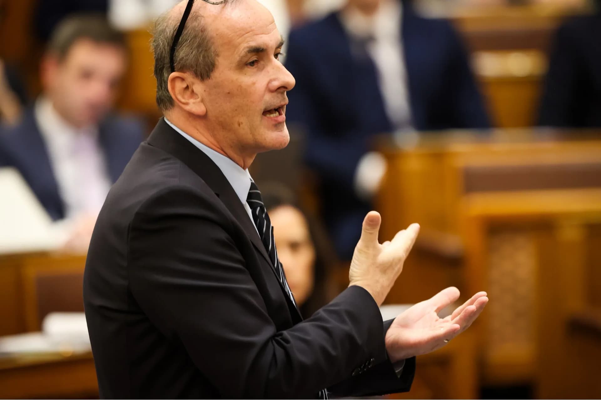"A hétfői Alaptörvény-módosítás elé"