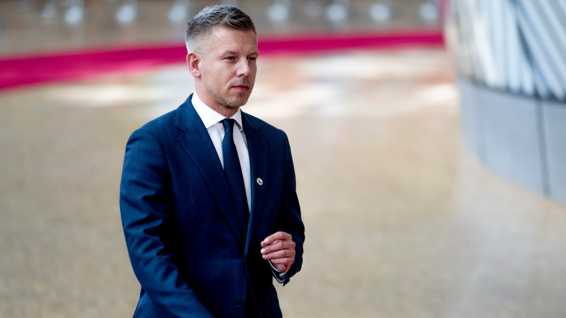 Megfosztási eljárás indítható Sulyok Tamás ellen
