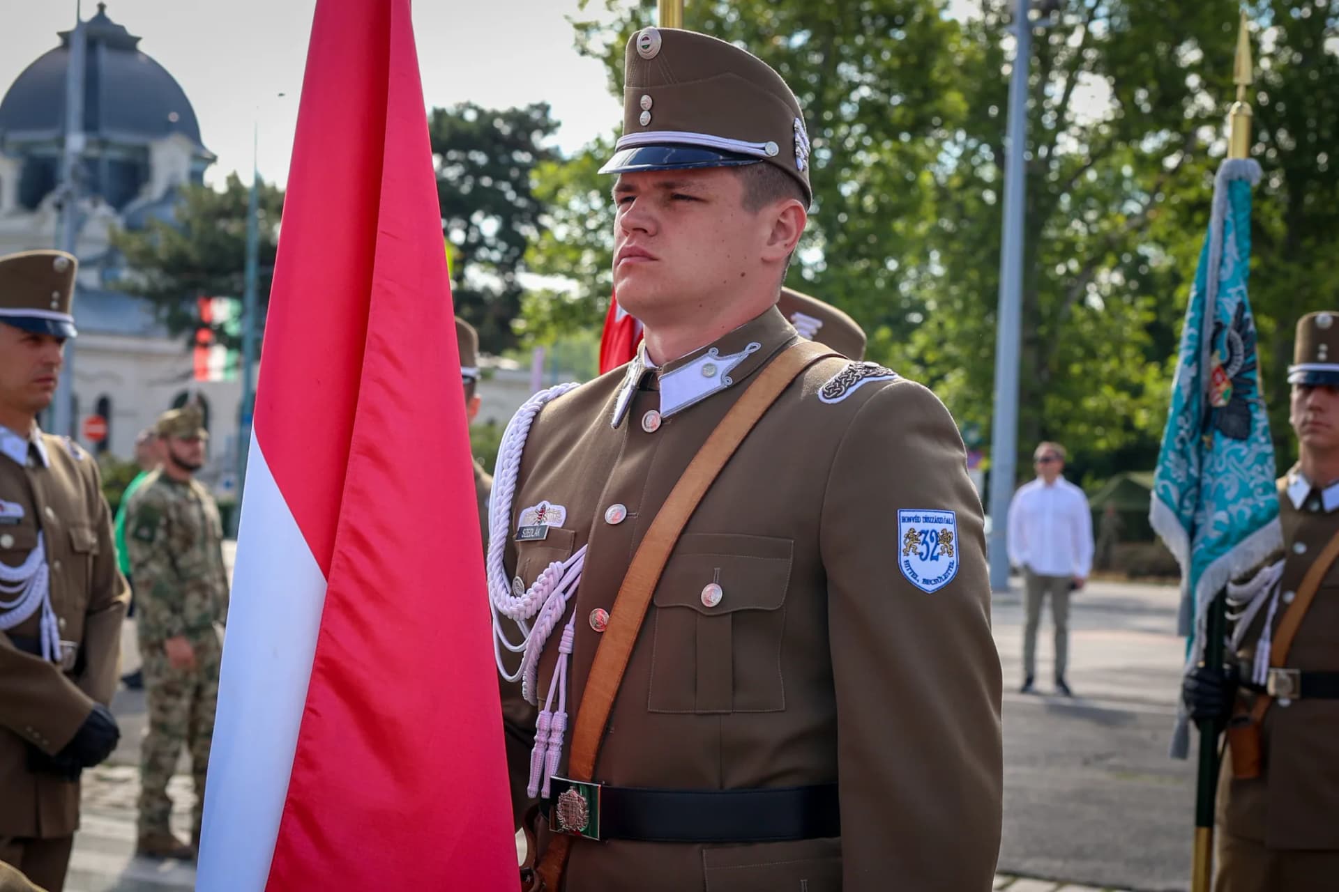 Altisztavatás Budapesten, a Hősök terén