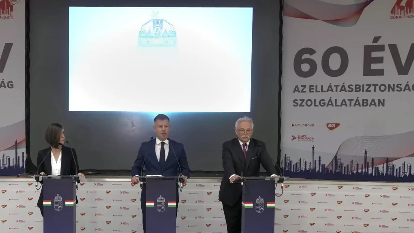 Rendkívüli sajtótájékoztató a MOL százhalombattai finomítójából