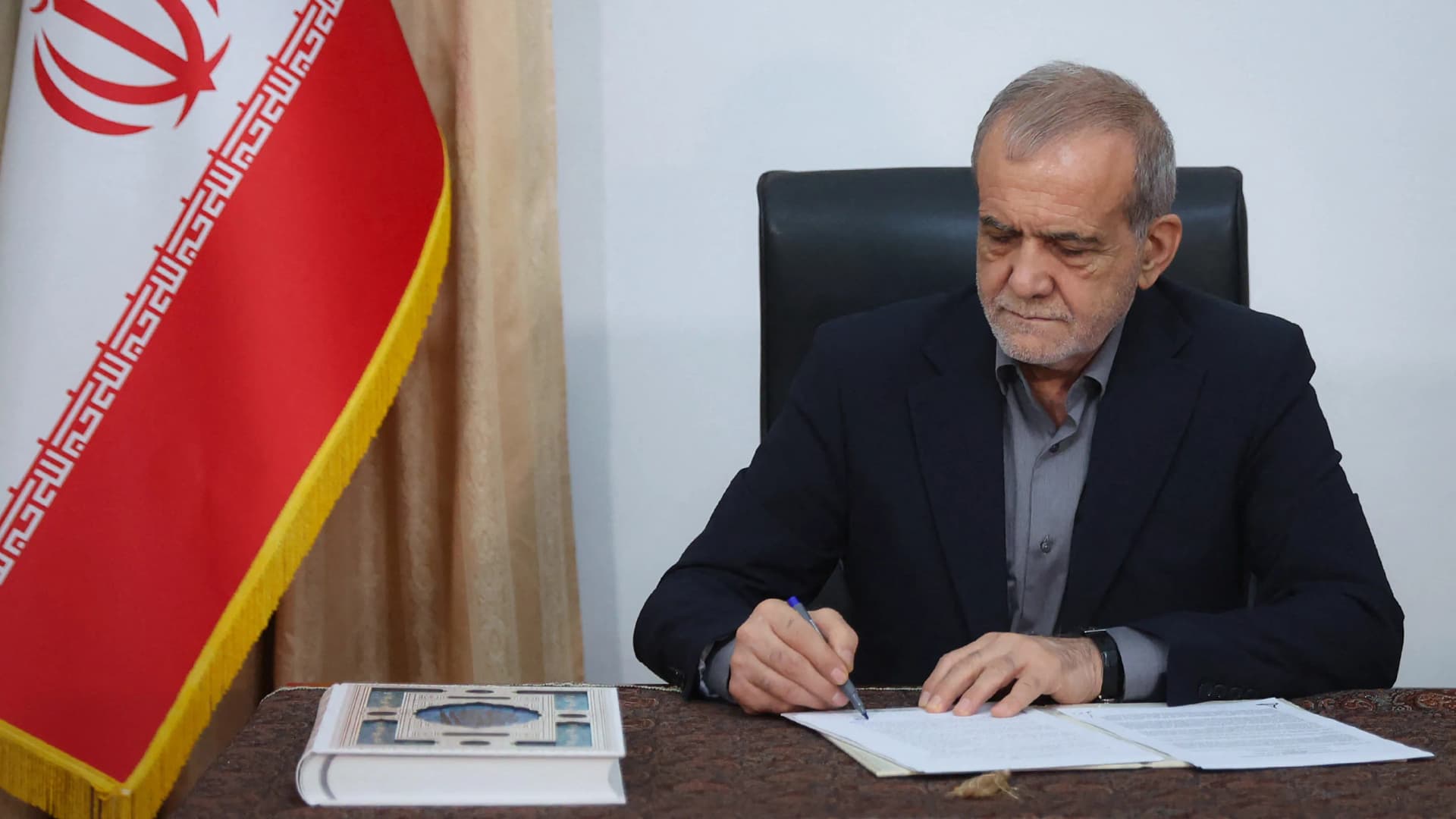 Irán  támogatja a palesztin vezetők kezdeményezéseit az Izraellel folytatott tárgyalásokon