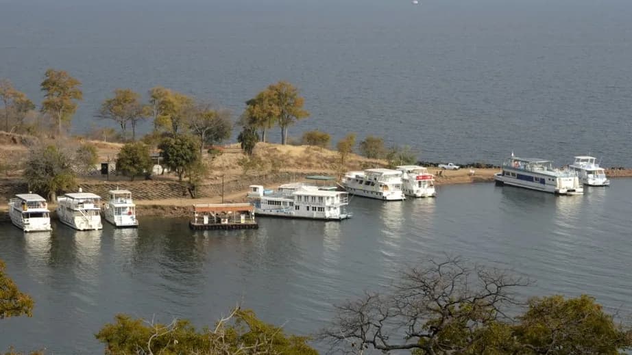 Elsüllyedt egy komp Zimbabwéban