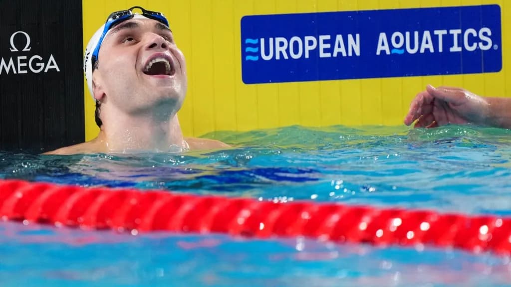 Országos csúccsal aranyérmes a 4x100 méteres férfi gyorsváltó