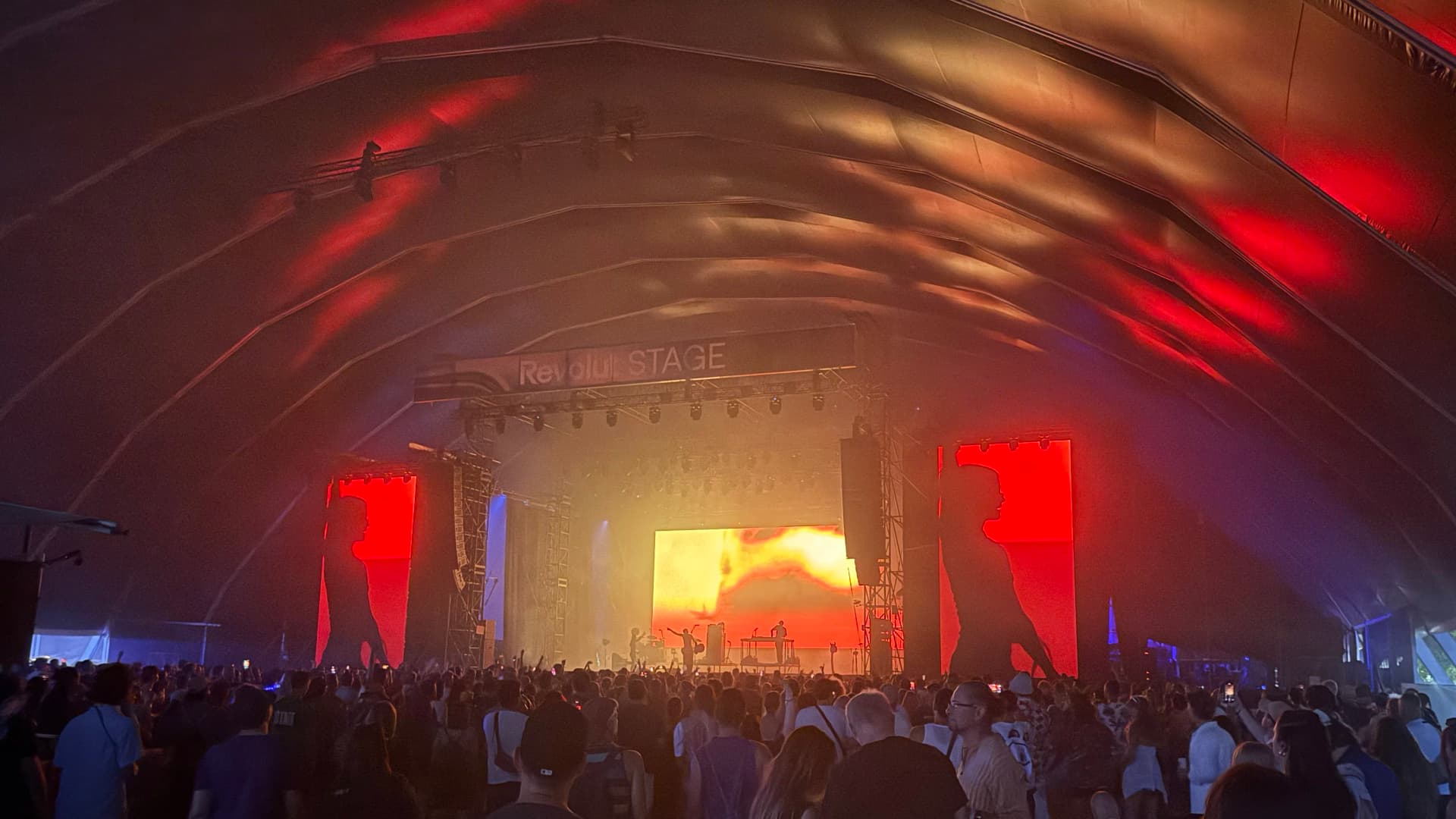 Csütörtökön végre megint lüktetett a Sziget, Florence, Capaldi és egy rakás szerethető őrült között