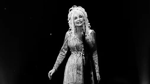 Gyász: elhunyt Dolly Parton