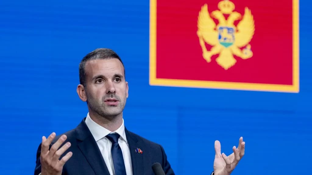 Újra egymásnak feszült Szerbia és Montenegró