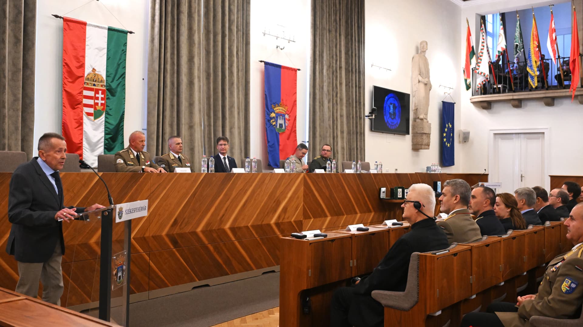 Magyarország erősítené a NATO szerepét 