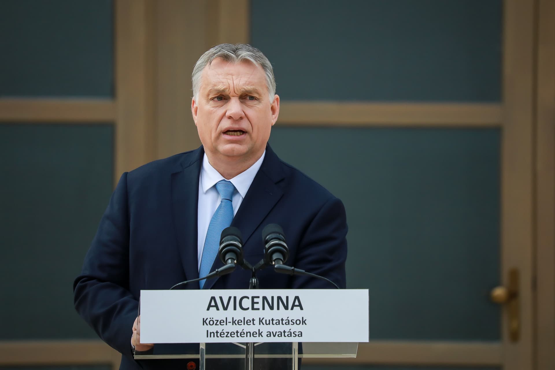 Orbán Viktor a Avicenna Közel-Kelet Kutatások Intézete épületének avatása