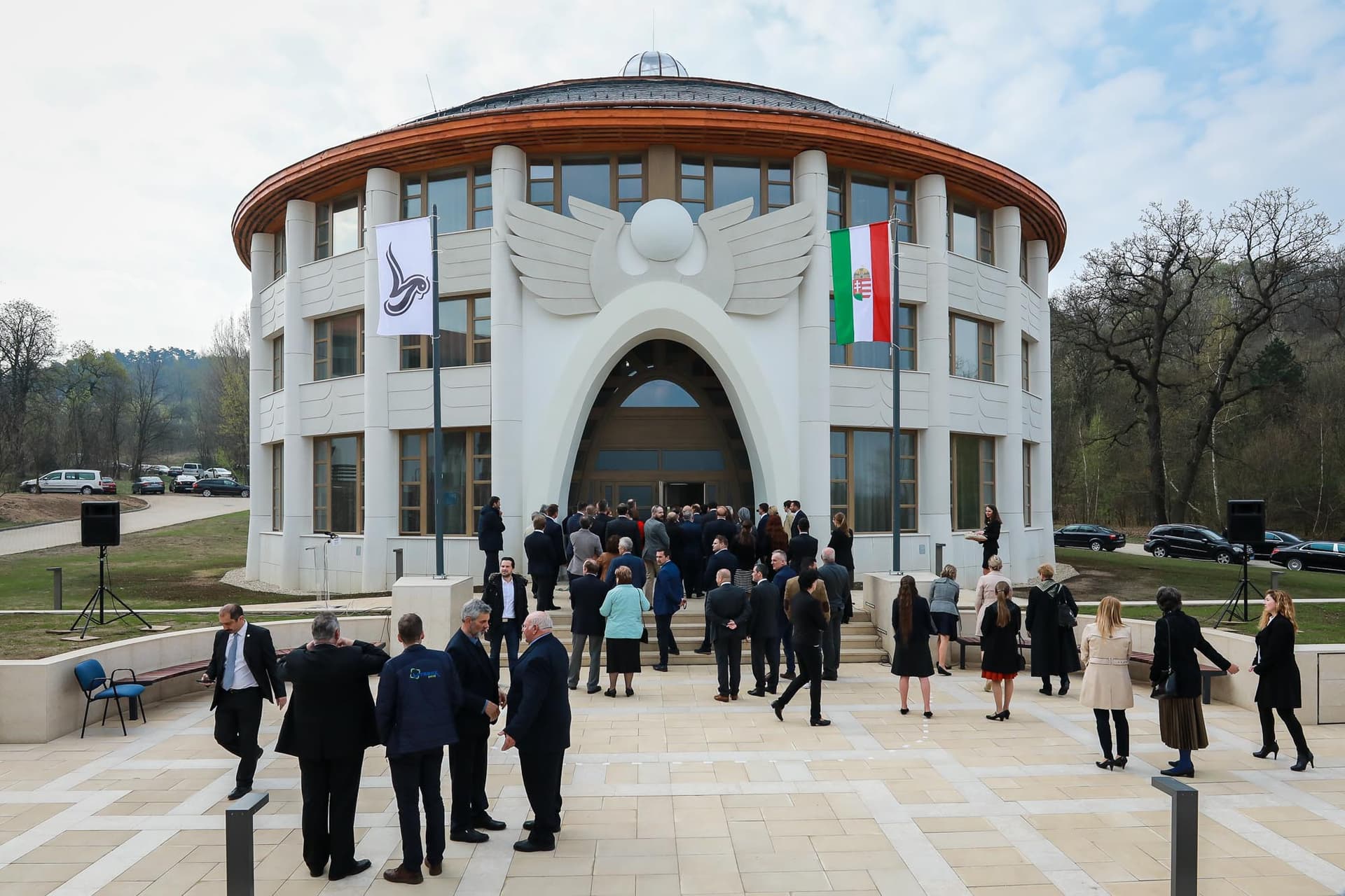 Orbán Viktor a Avicenna Közel-Kelet Kutatások Intézete épületének avatása