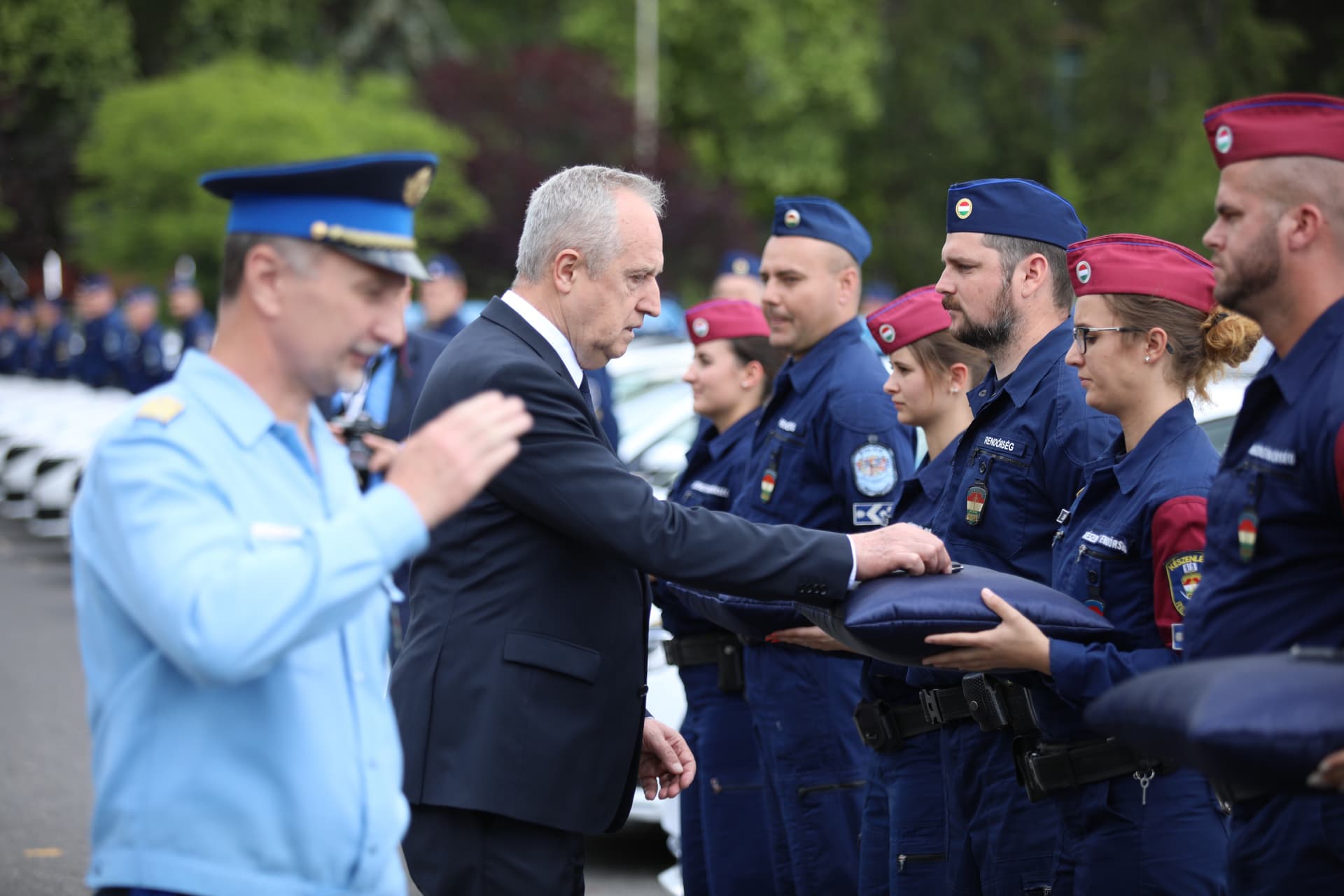 Ötszáz új autót kapott a rendőrség