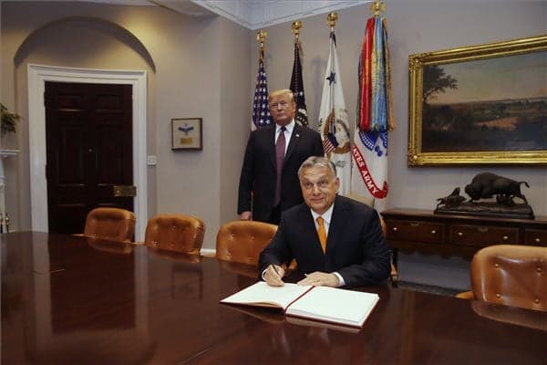 Orbán-Trump-MTI