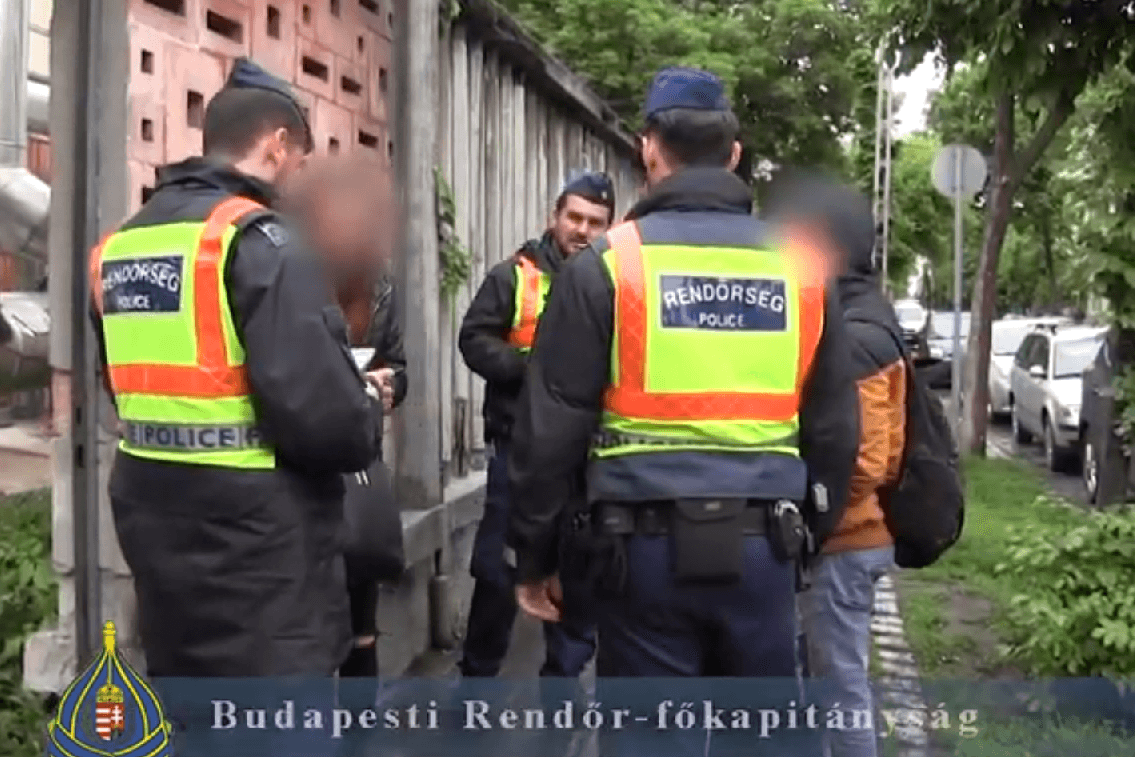 Már több mint száz körözött bűnözőt fogtak el a rendőrség akciósorozatában