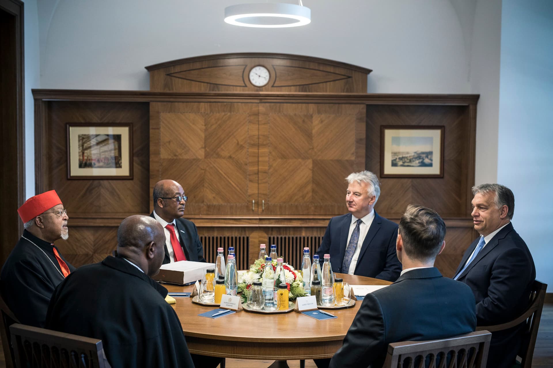 Orbán Viktor etióp keresztény vezetőket fogadott