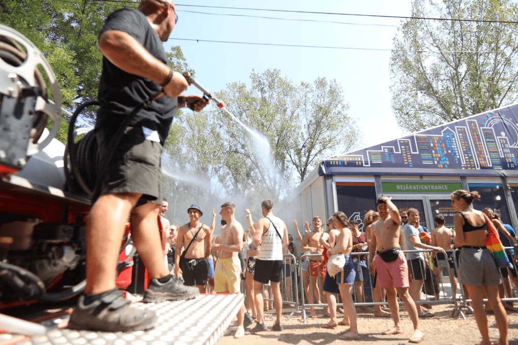 Hőség a Szigeten