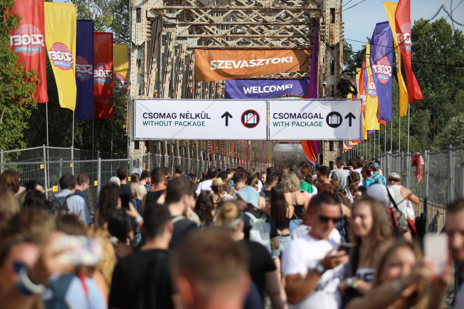 Sziget-első nap