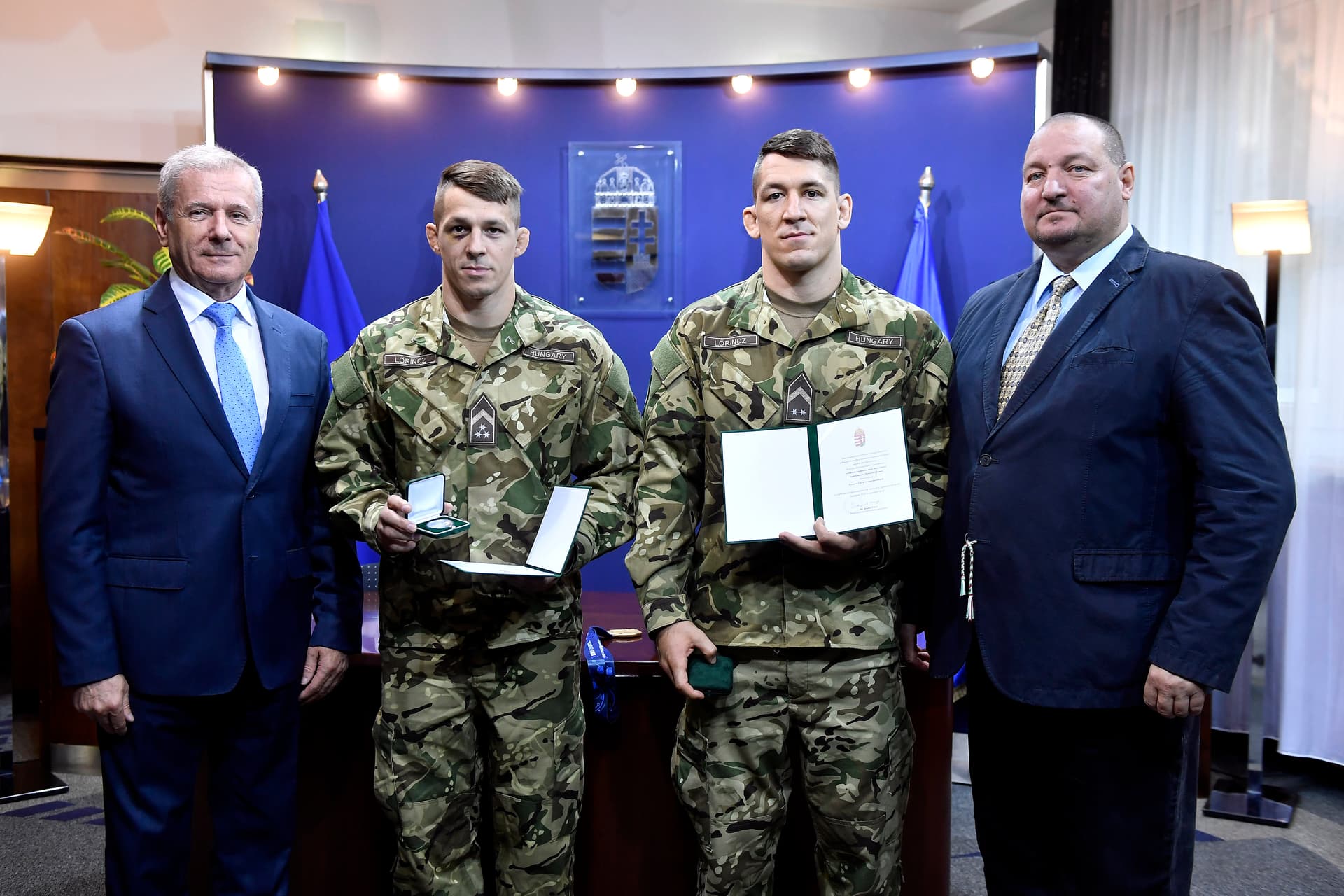 Elismerést kaptak a honvédelmi minisztertől a Lőrincz testvérek