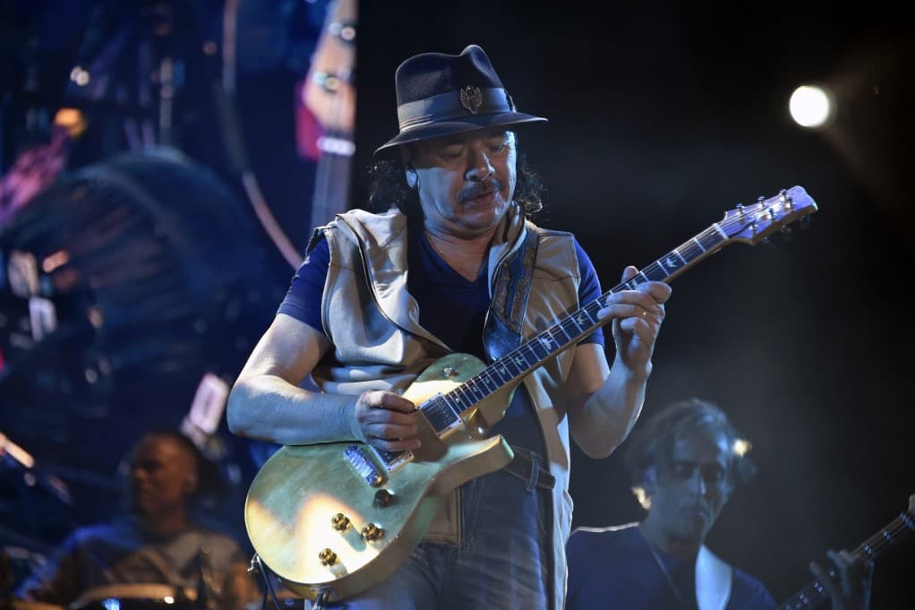 Santana újra Magyarországon ad koncertet