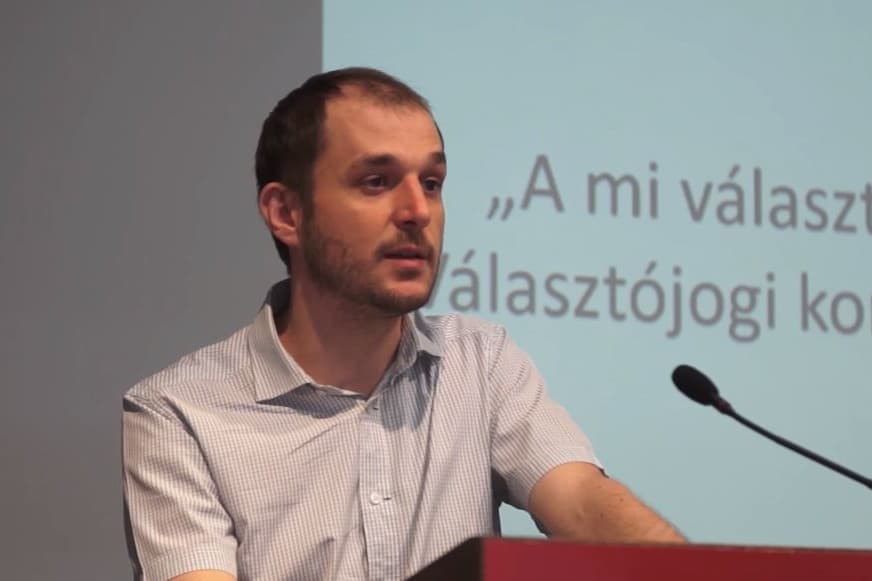 Tíz éve írta át önhatalmúlag az Alkotmányt Karácsony tanácsadója