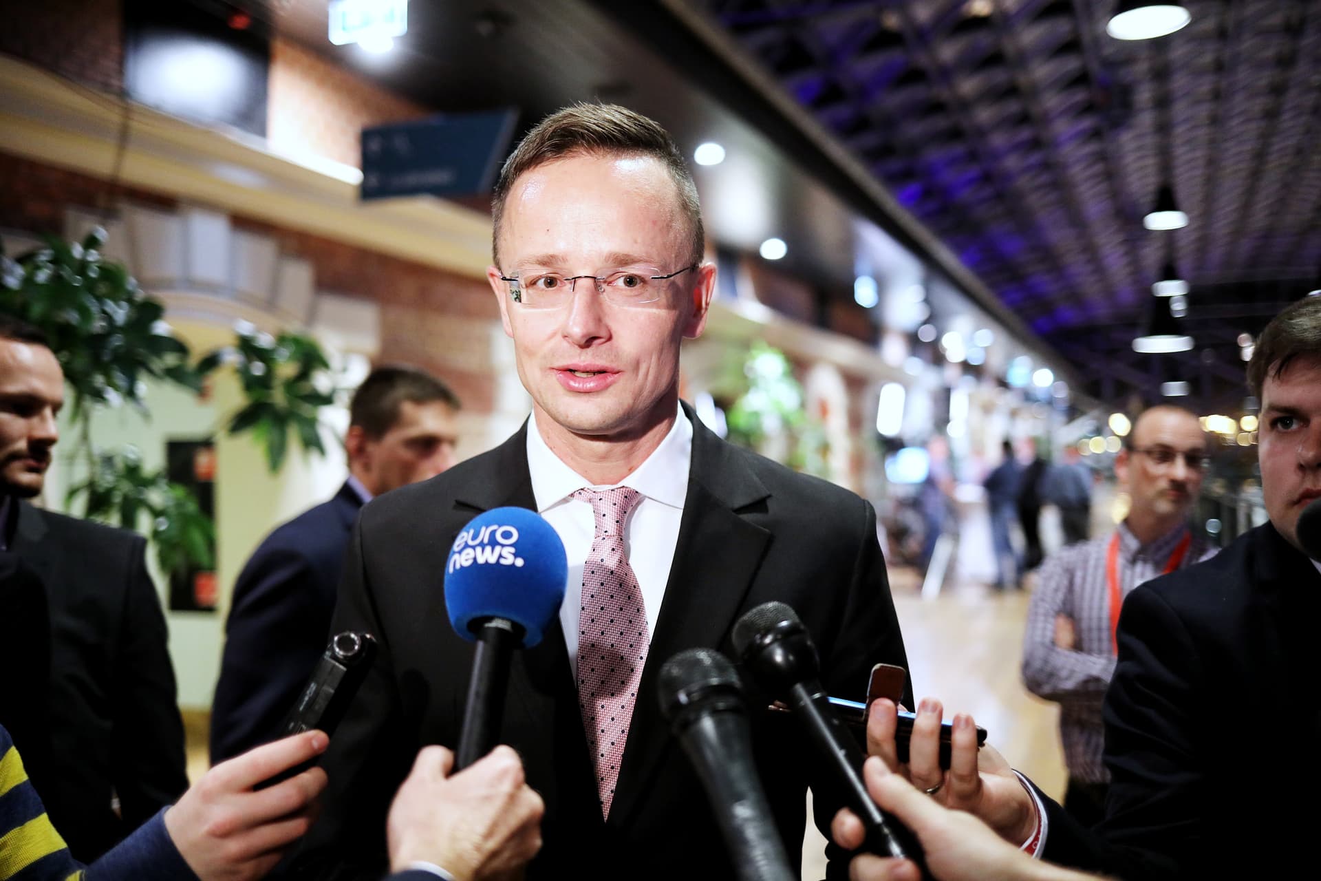 „Magyarország szempontjából kulcsfontosságú a lengyel Jog és Igazságosság választási győzelme”