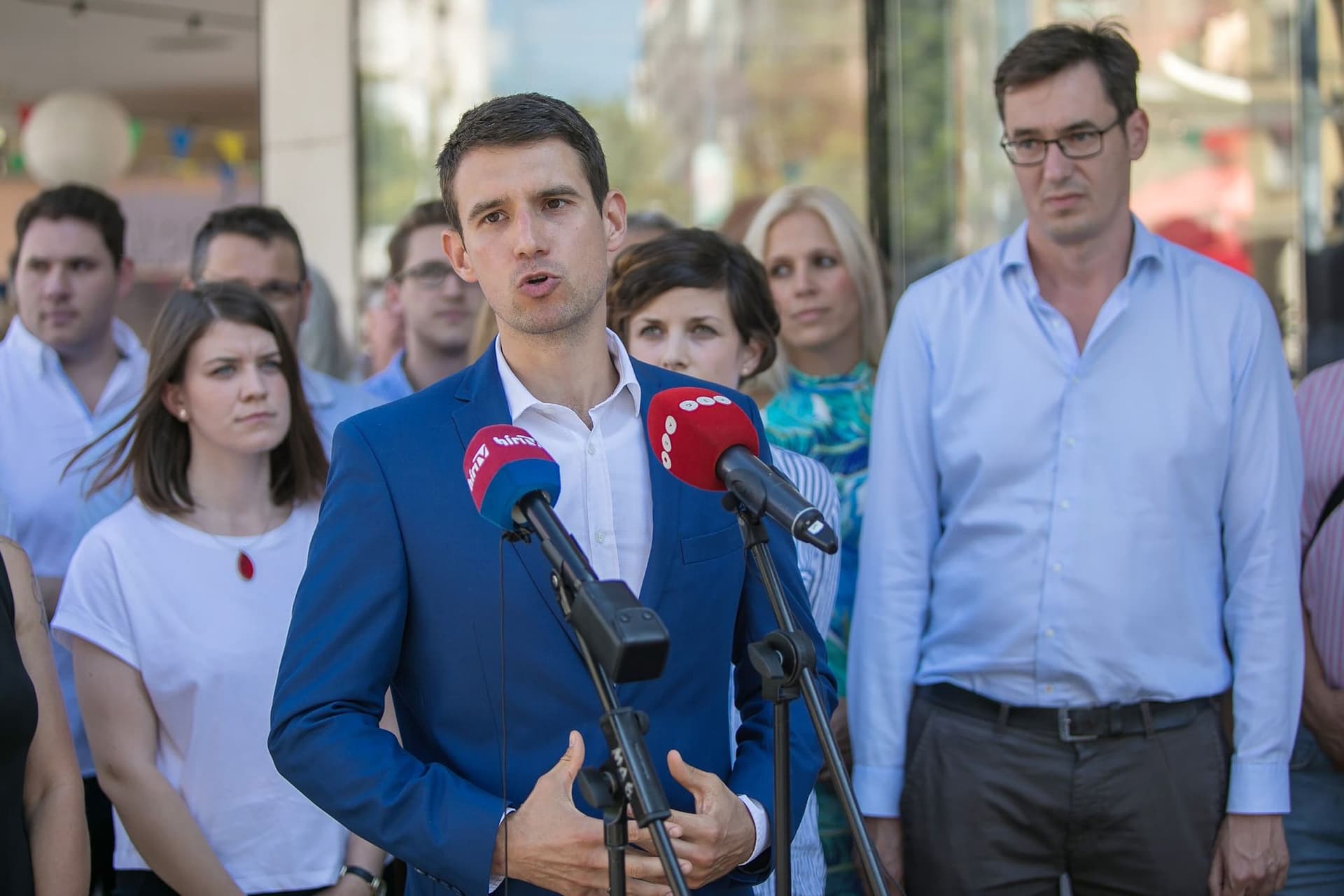 Egymásnak ellentmondó nyilatkozatokat ad a Jobbik Czeglédy Csabáról