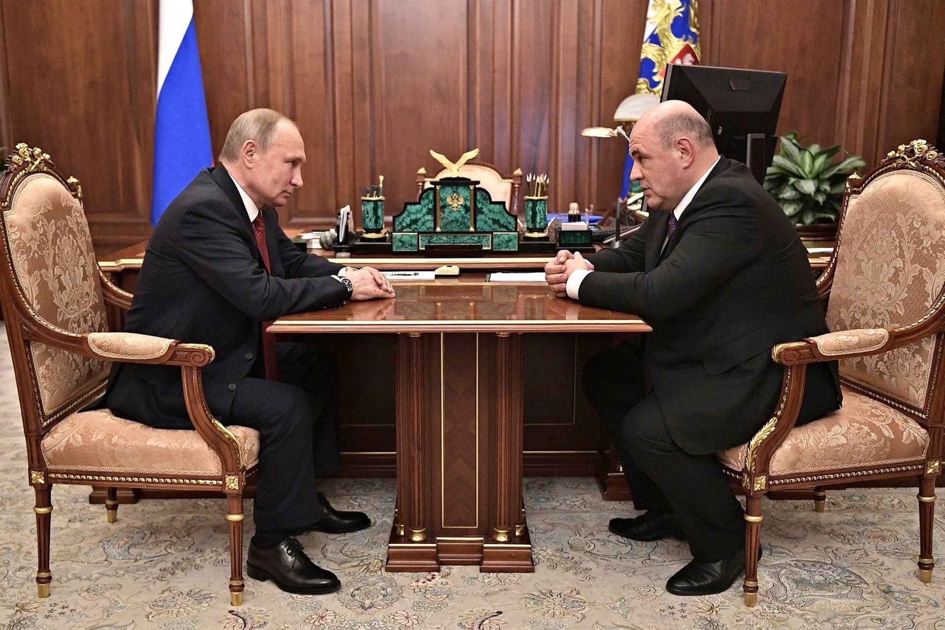 Kormánycsere Oroszországban