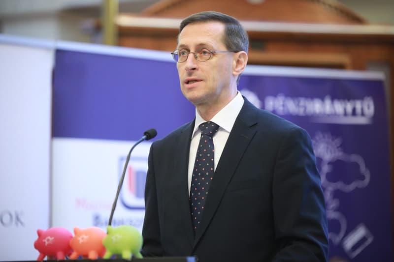 Indul a diákok pénzügyi ismereteit erősítő Pénz7 programsorozat
