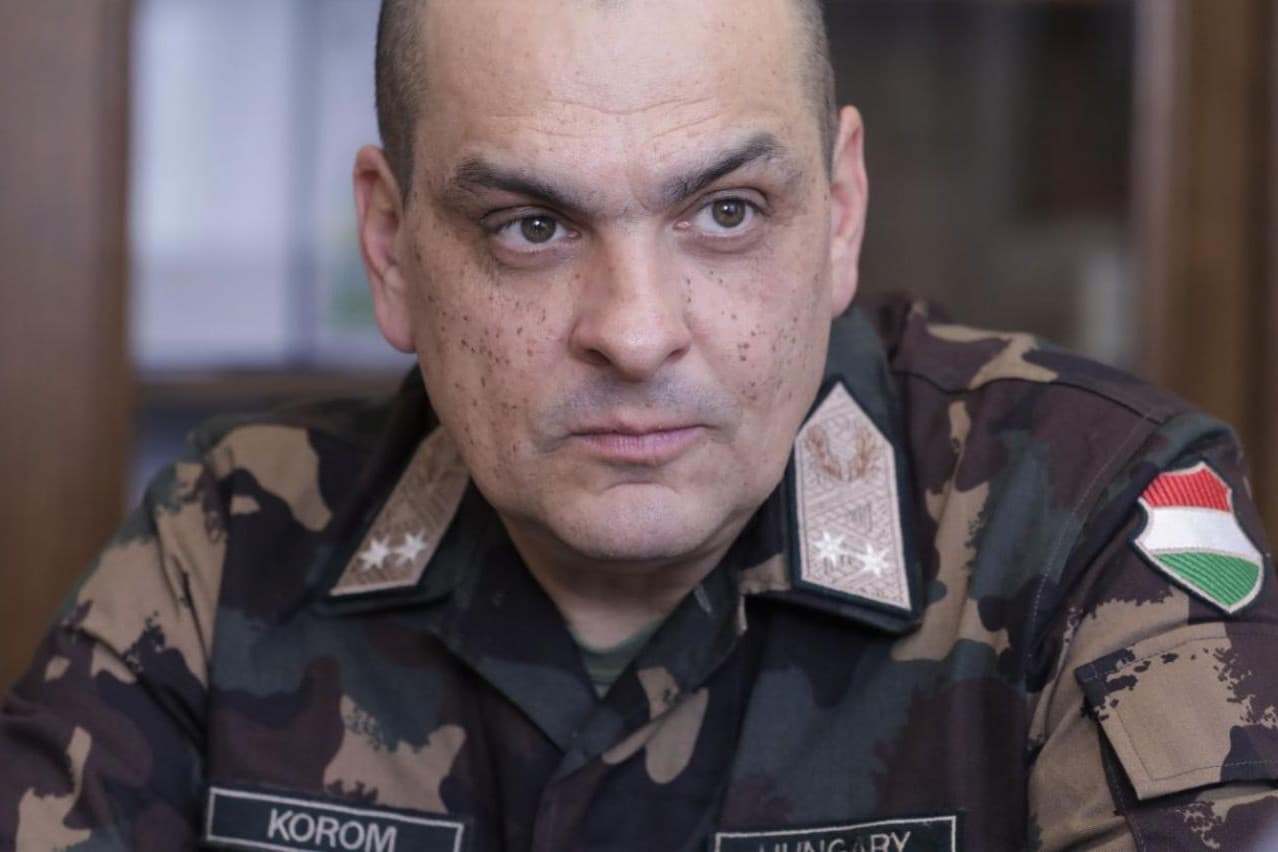 Áder János felmentette a Magyar Honvédség parancsnokát