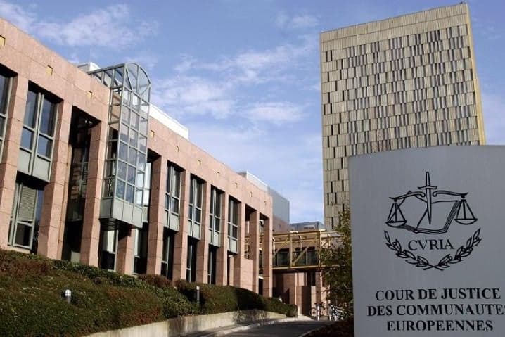Varsó: Az Európai Bizottság törvénytelenül jár el