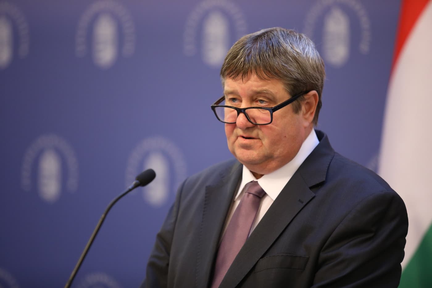 Tállai András: 2022. szeptember végéig átjárhatók a Szép-kártya alszámlái