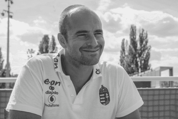 Már eltemették Benedek Tibort