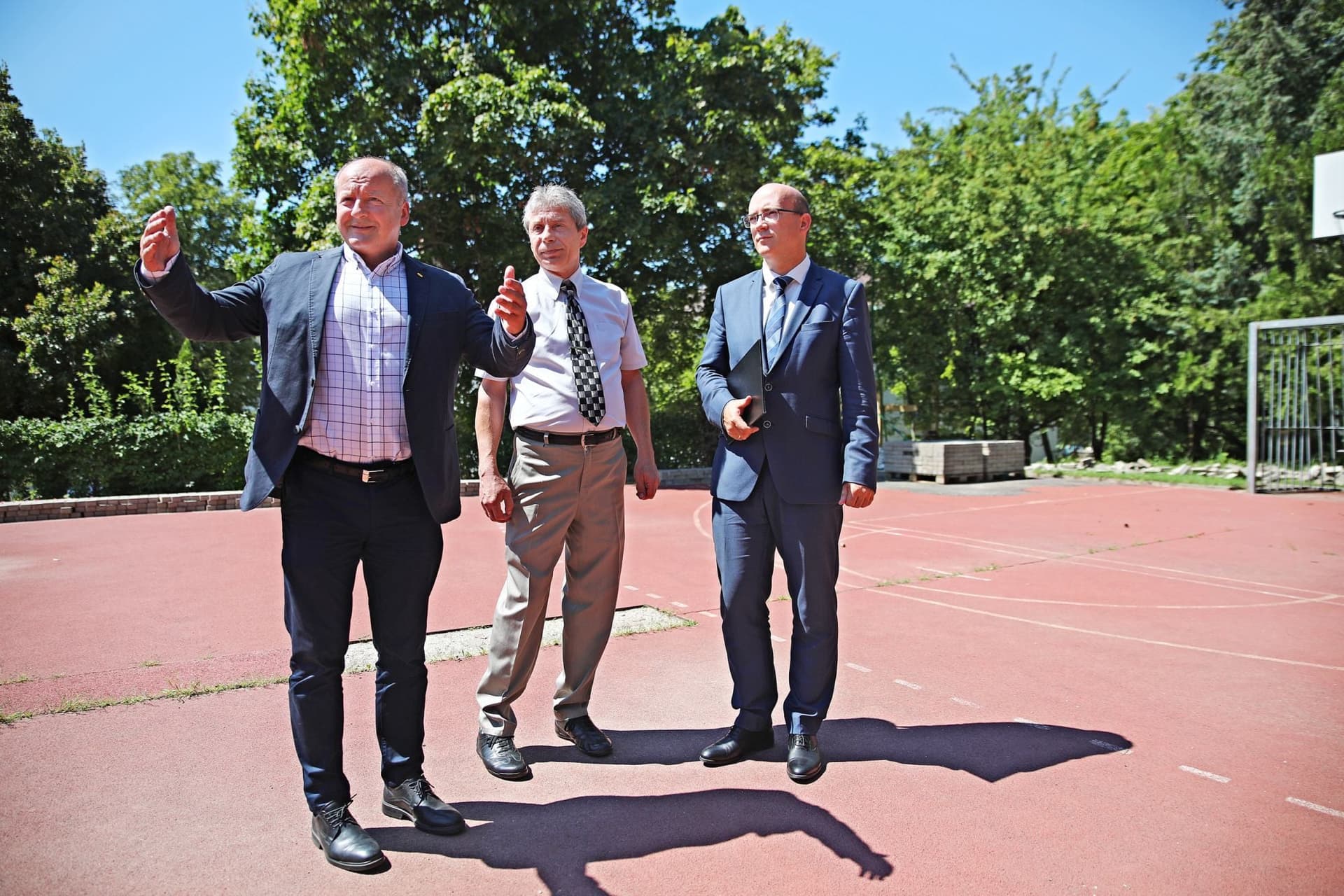 Az iskolai sportlétesítmények nem csak a diákokat szolgálják