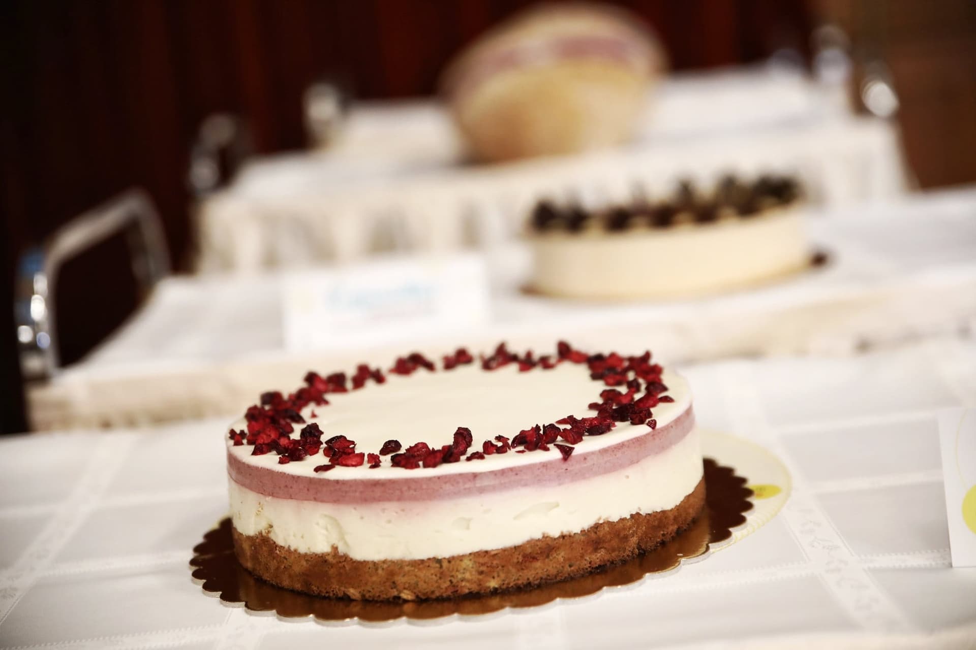 Ország kenyér-torta