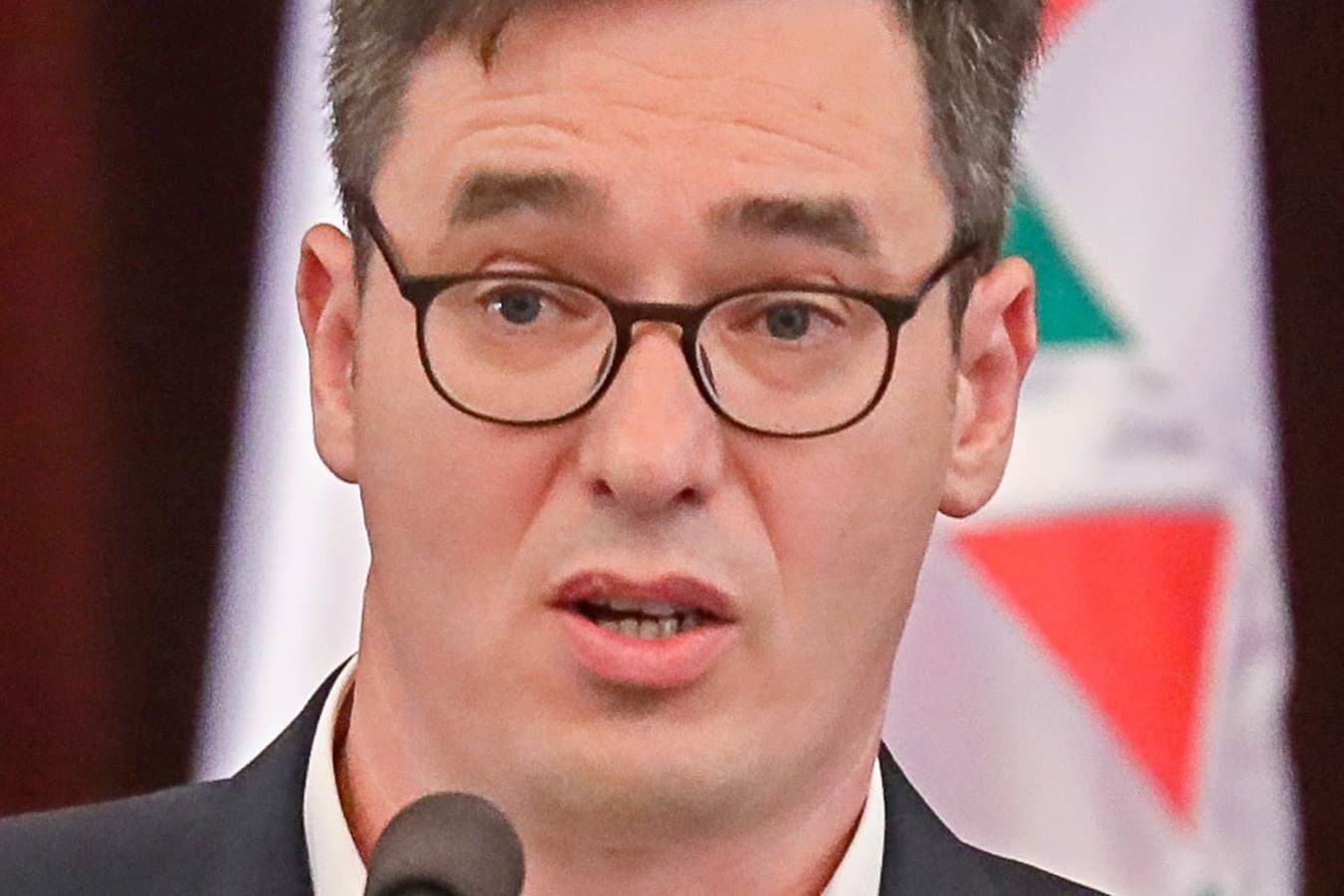 Karácsonyi mesék a forráshiányról