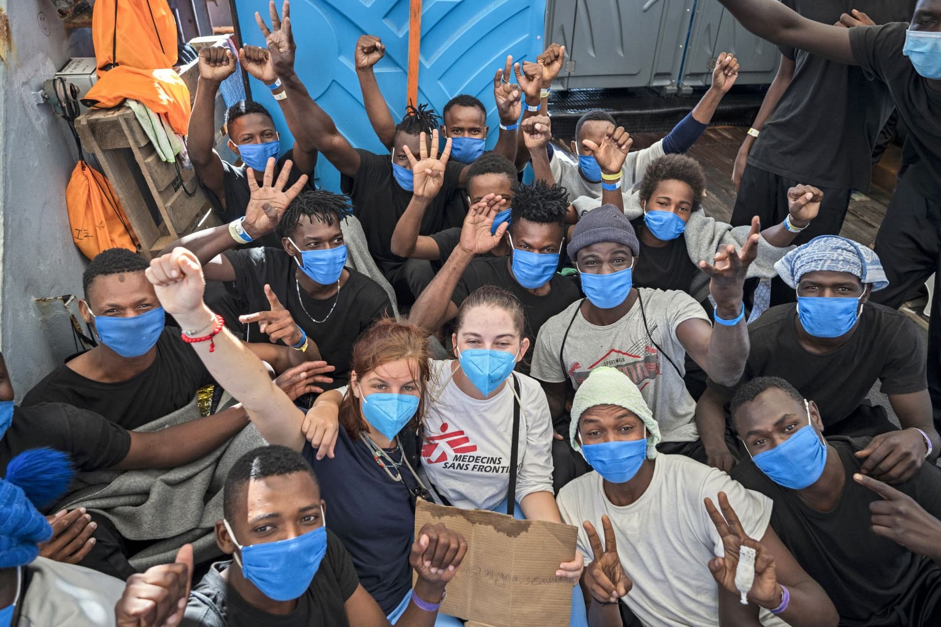 Továbbra sem szűnik a migrációs nyomás Lampedusa szigetén