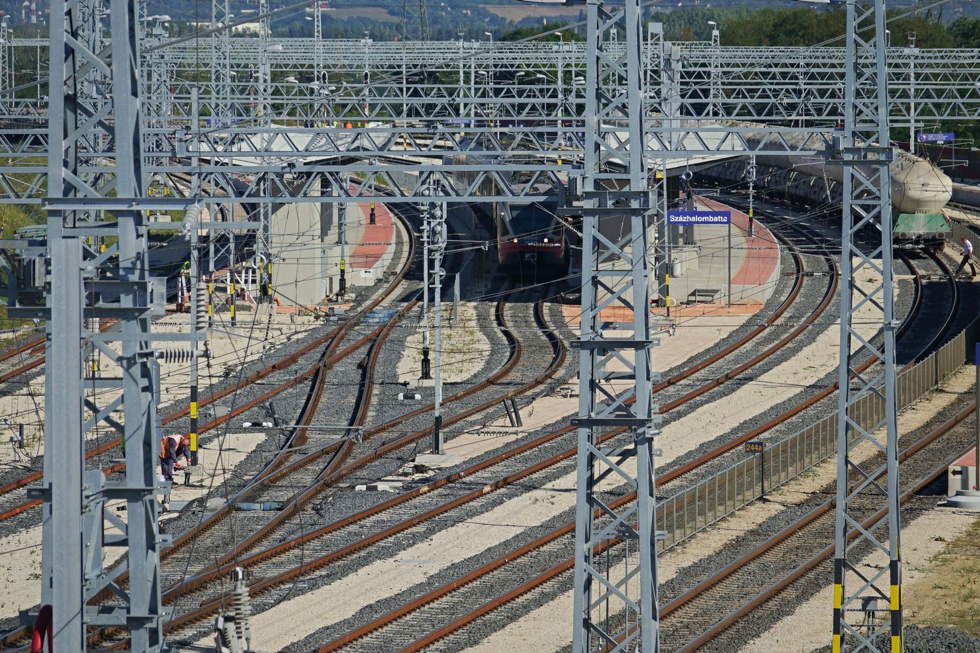 Épül Pusztaszabolcs felé a gyorsvasút