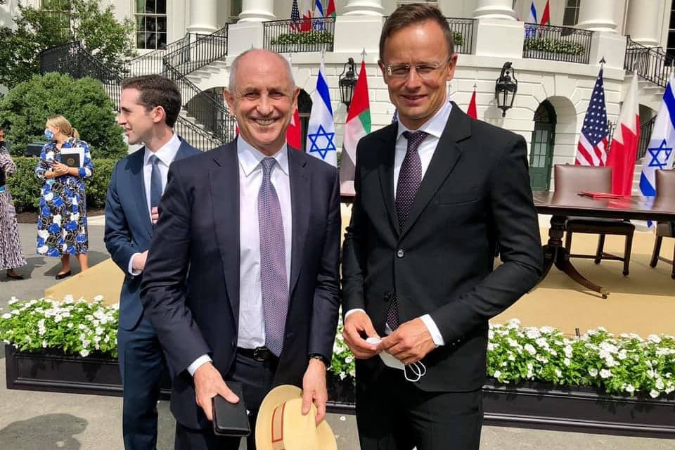 Magyarország az amerikai jelöltet támogatja az OECD főtitkári pozíciójára