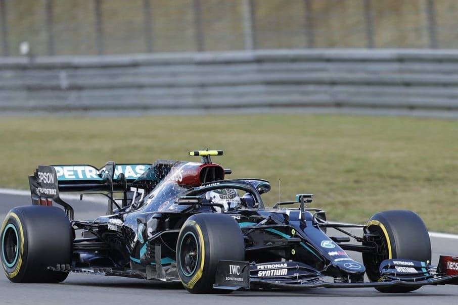 Bottas rajtolhat az első helyről a Nürburgringen