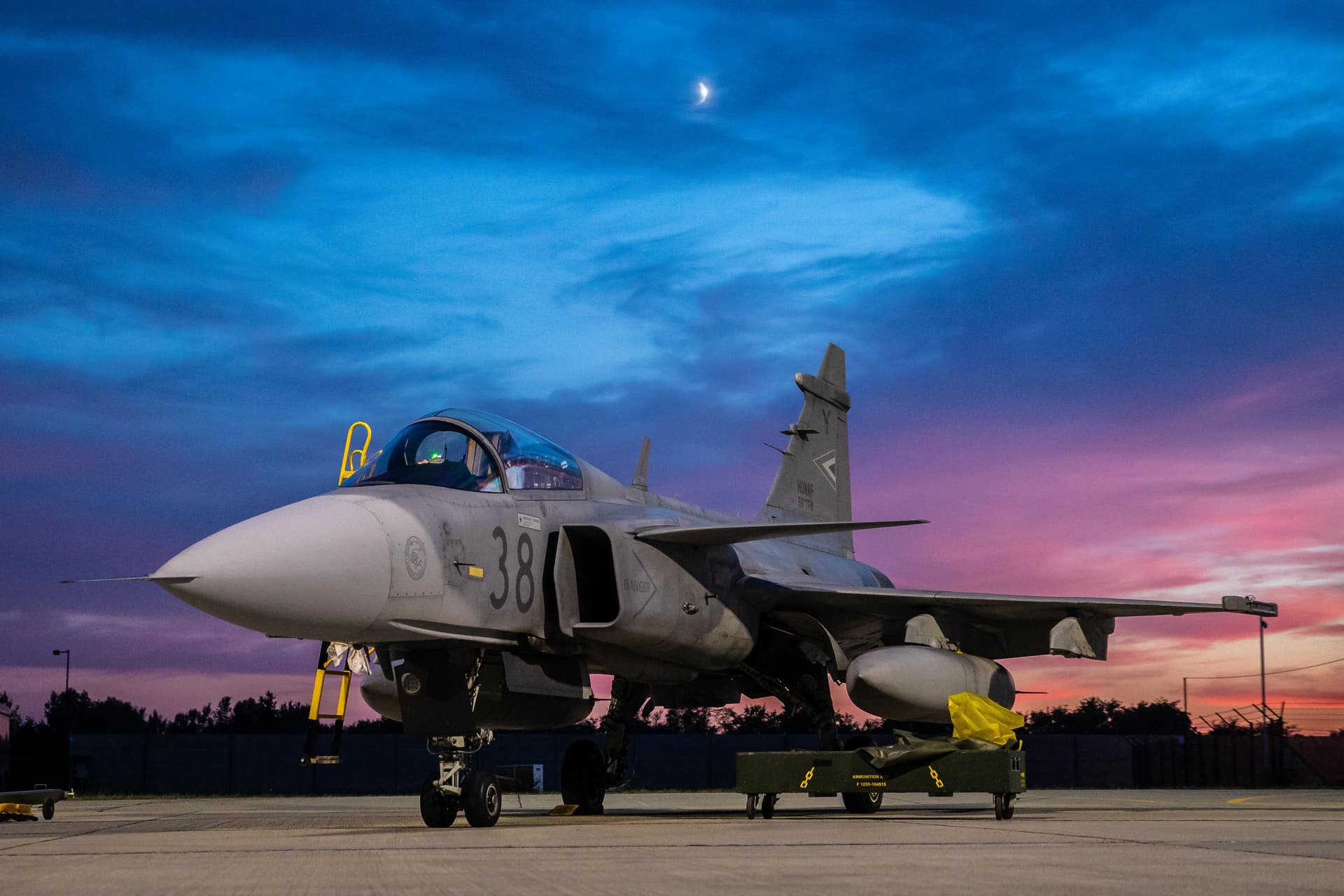 Éjszakai Gripen gyakorlat Kecskeméten