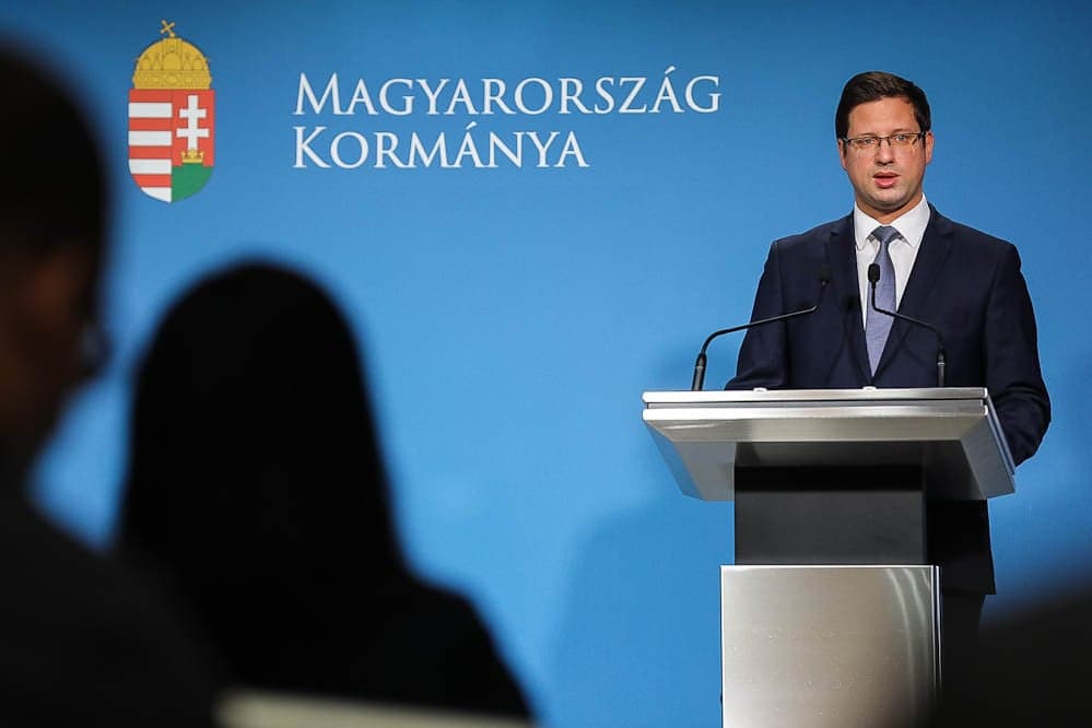 Jön a védettséget igazoló okmány