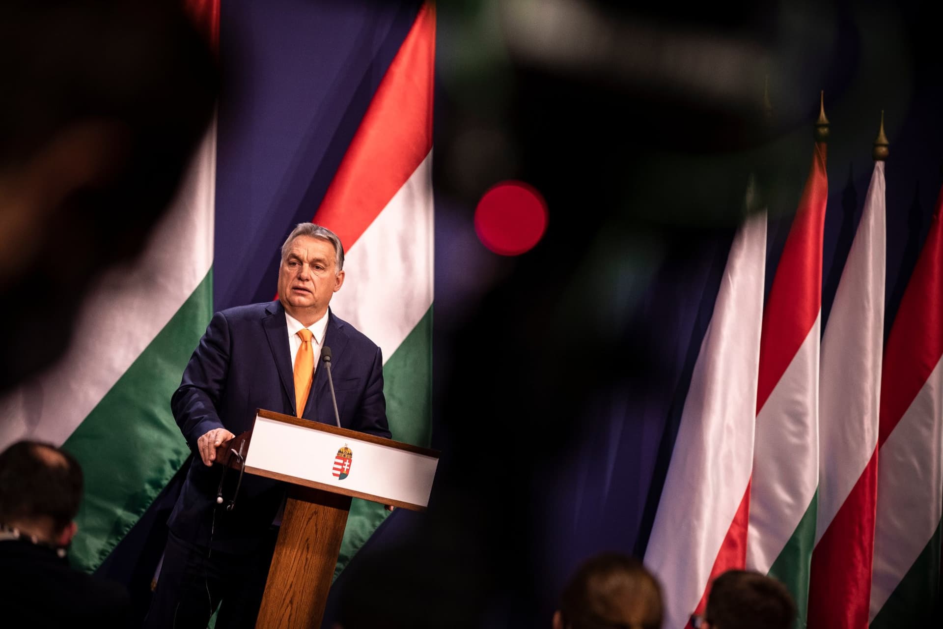 Orbán Viktor a lengyel kormányfővel tárgyal