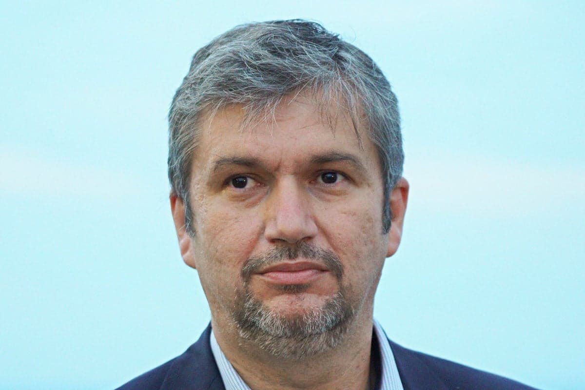 Hadházy Ákos már szeretné pótolni a mulasztását, és letenné az esküt