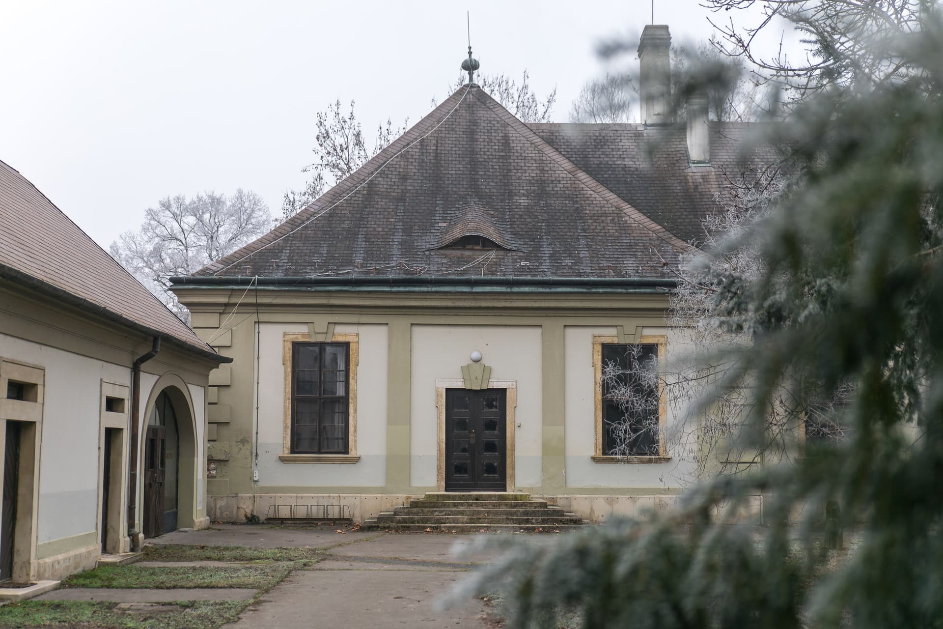Savoyai-kastély