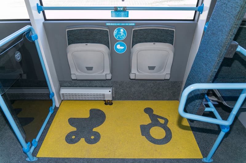 Zöld busz, Ikarus