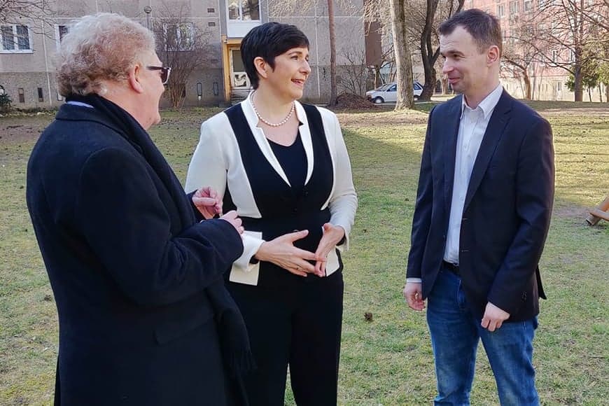 Gyurcsányné maszk nélkül turnézta körbe az egész országot