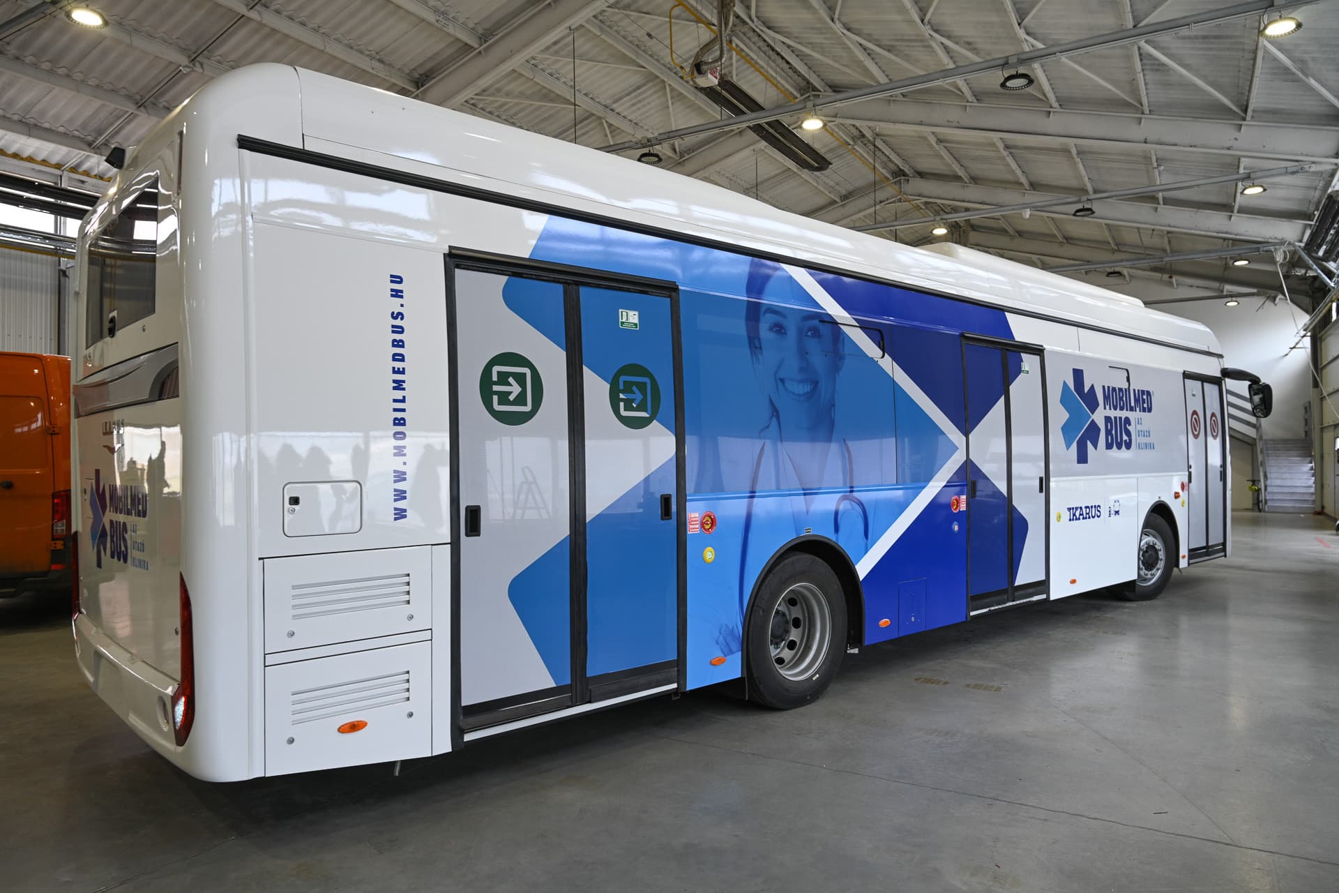 Ikarus, busz