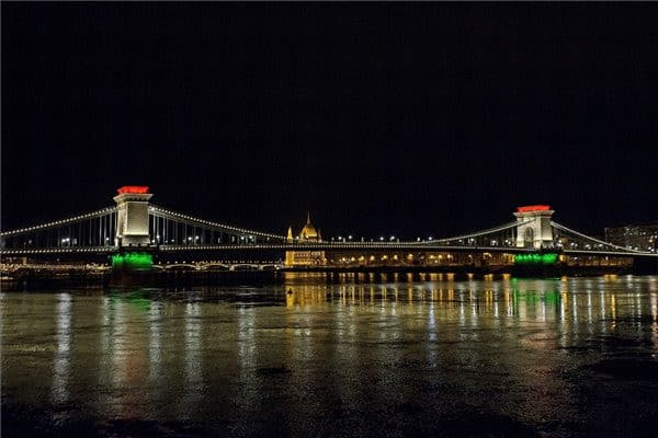 Az Emmi közzétette a művészeti díjazottak névsorát