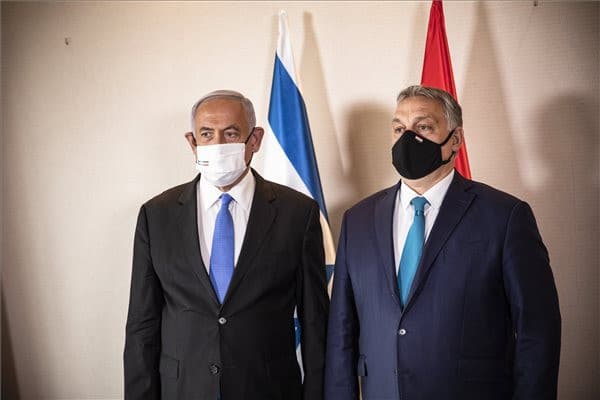 Orbán Viktor:  Ha vezetés van, akkor van esély a sikerre