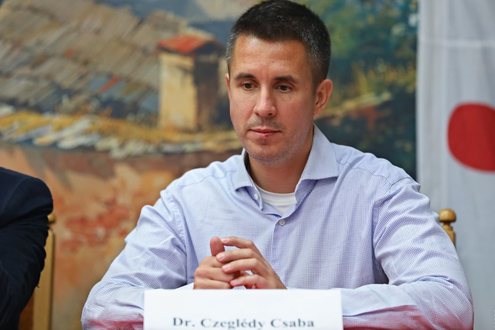 Eljárásjogi hibákra játszik Czeglédy